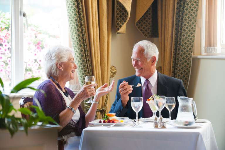 Couple dining at Belmont Hotel