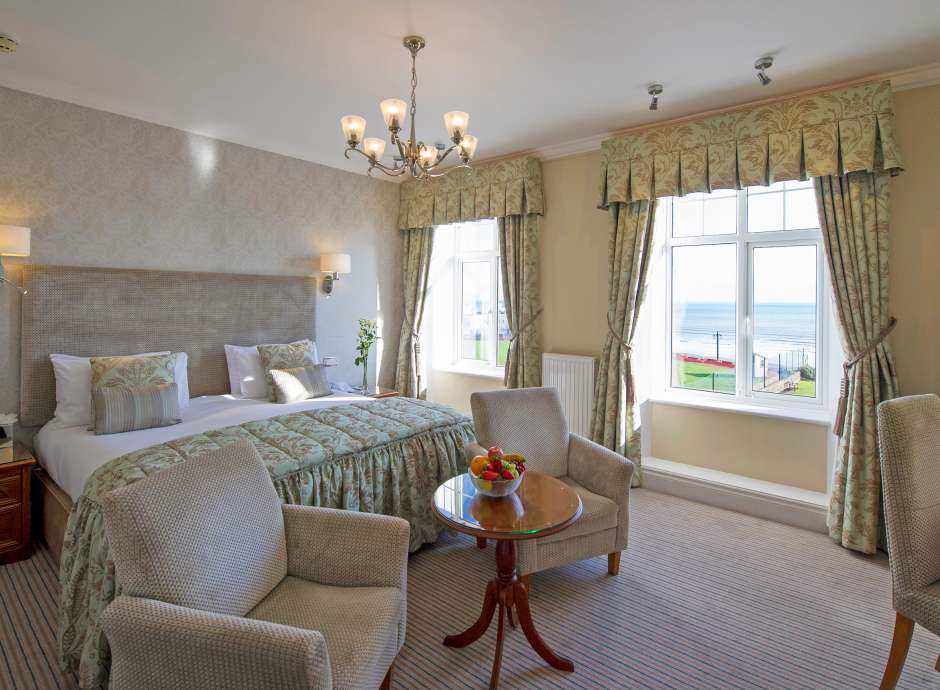 Belmont Deluxe Bedroom with Sea View